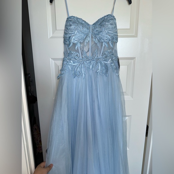 Dress Stunning baby blue maxi prom wedding formal dress size 7 - Picture 10 of 10